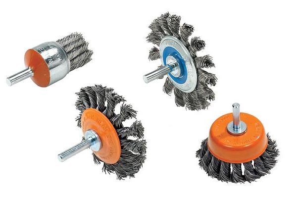Walter MOUNTED WIRE BRUSH, TWIST-KNOT, 2 3/4 X 5/16 X .020 X 1/4 SHAFT, STAINLESS/ALUM (662980206034)